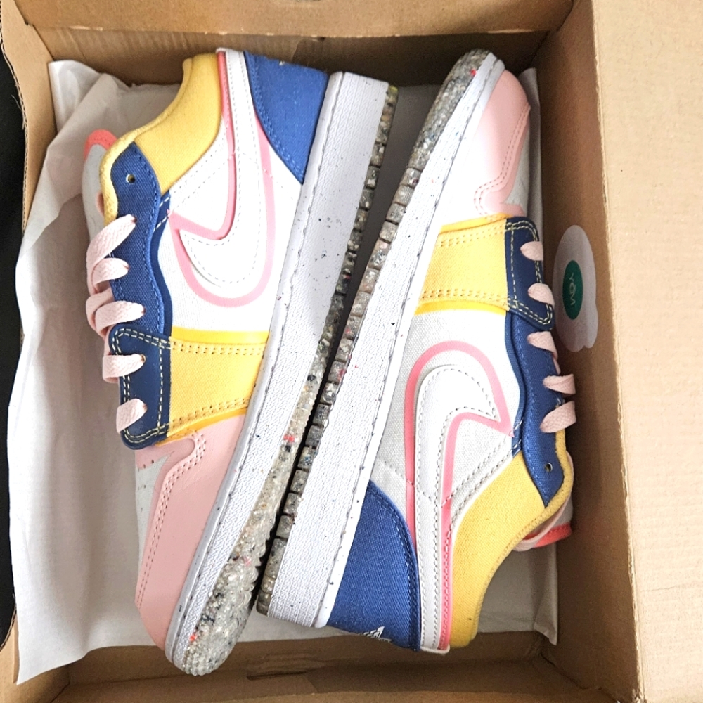 Nike Jordan 1 Low SE GS 'Multi-Color Canvas Multicolor Sneakers